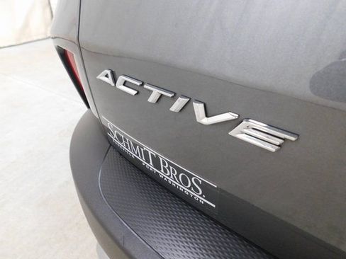 Used 2025 Ford Escape Active image 13