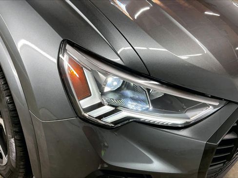 Used 2025 Audi Q3 2.0T Premium Plus w/ Premium Plus Package image 30