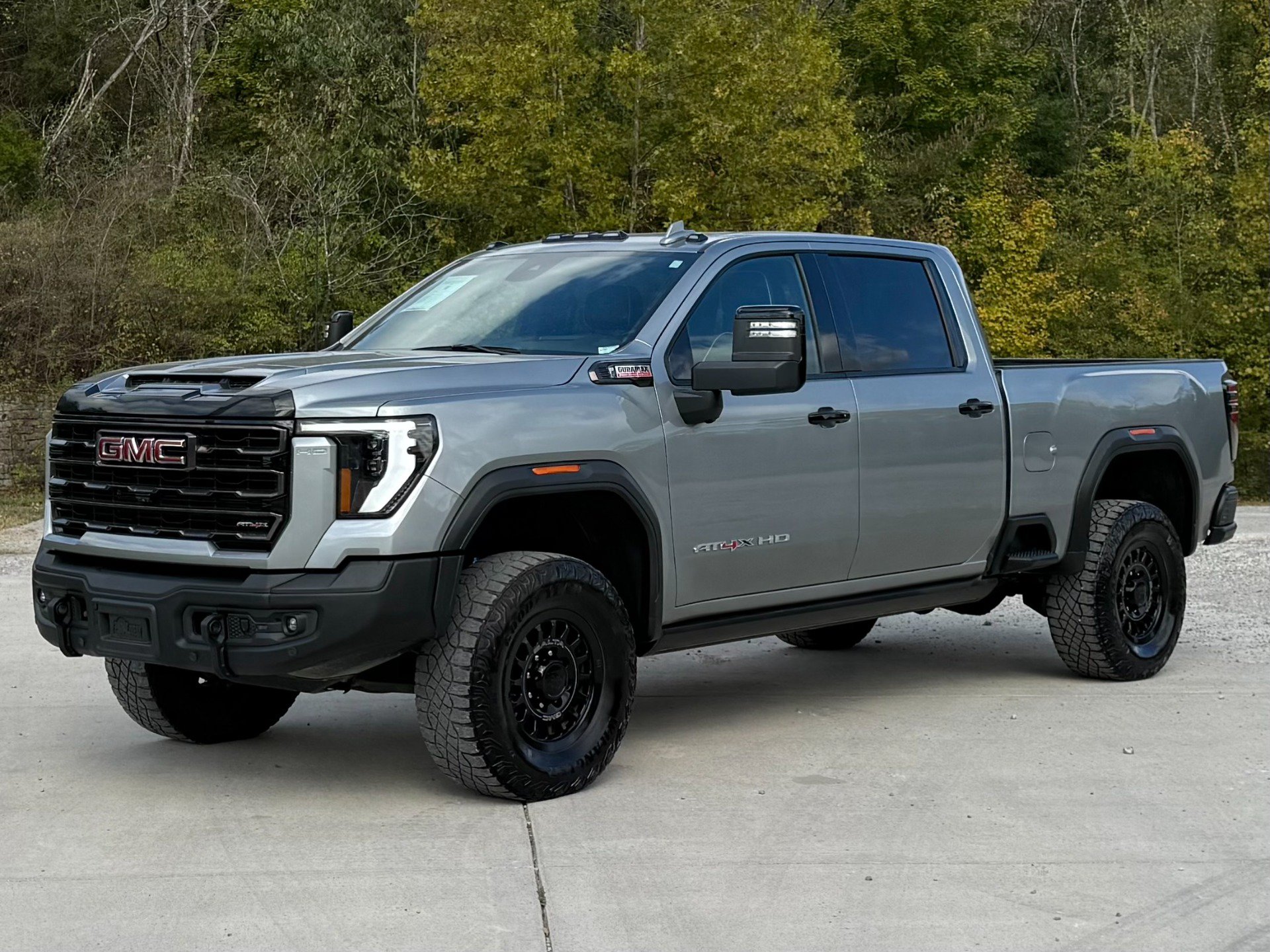 Used 2024 GMC Sierra 2500 AT4X w/ AT4X AEV Edition AWD/4WD image 2
