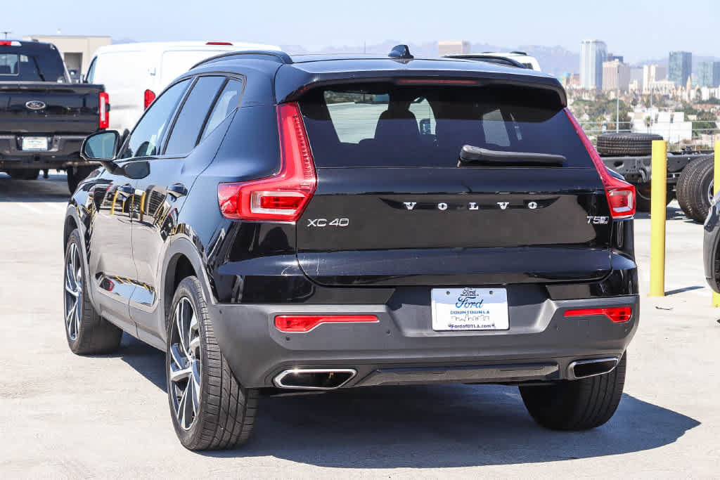 Used 2019 Volvo XC40 T5 R-Design AWD/4WD image 6
