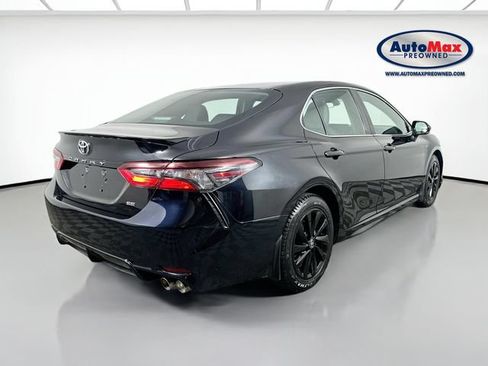 Used 2024 Toyota Camry SE FWD image 2