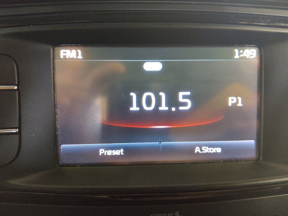 Used 2017 Kia Sorento FWD image 25