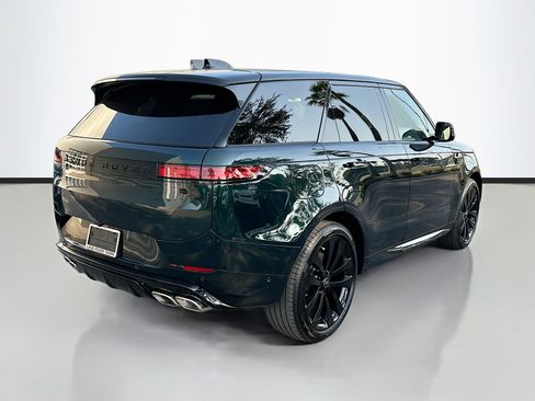 New 2025 Land Rover Range Rover Sport Dynamic SE image 4