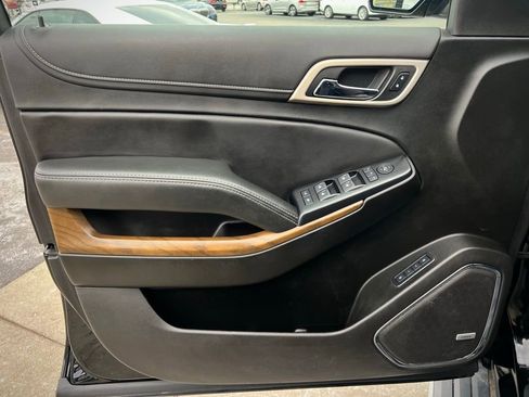 Used 2019 GMC Yukon XL Denali w/ Denali Ultimate Package image 44