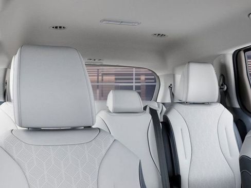 New 2026 Kia Carnival EX FWD image 27