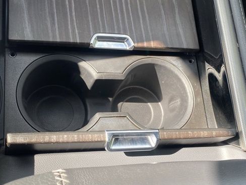 Used 2022 GMC Yukon Denali image 24