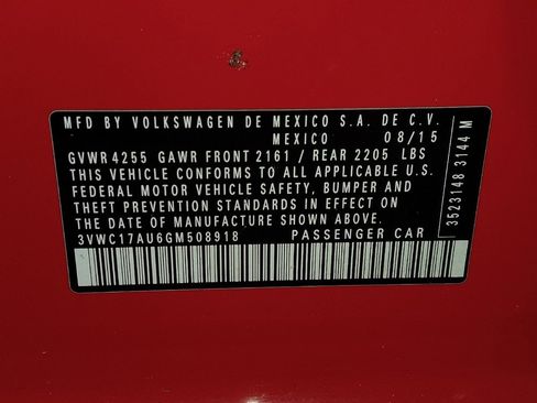 Used 2016 Volkswagen Golf S image 33