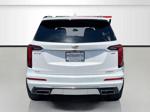 Used 2024 Cadillac XT6 Premium Luxury AWD/4WD image 6