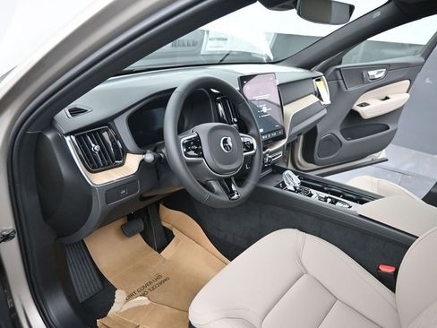 New 2026 Volvo XC60 B5 Plus w/ Protection Package Premier AWD/4WD image 14