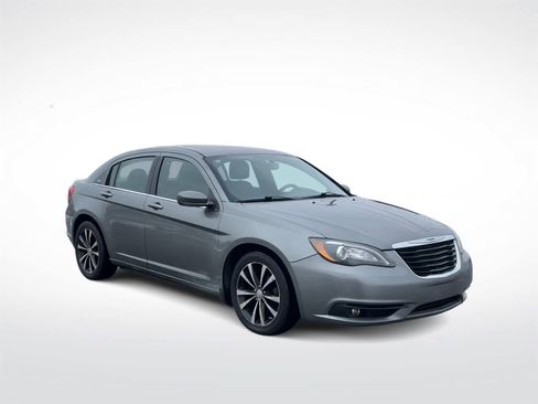 Used 2012 Chrysler 200 S w/ Sun/Sound Group image 3