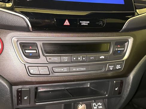 Certified 2023 Honda Passport TrailSport image 28