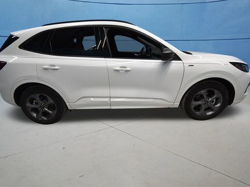 Used 2024 Ford Escape ST-Line w/ Equipment Group 301A image 37