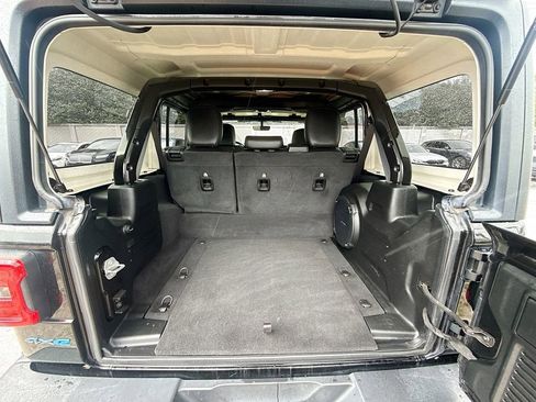 Used 2021 Jeep Wrangler Unlimited Rubicon 4xe w/ Cold Weather Group image 30