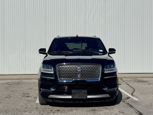 Used 2019 Lincoln Navigator Reserve image 8
