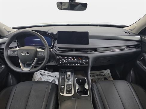 Certified 2026 INFINITI QX60 Luxe w/ Family Package image 9