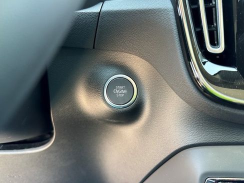 New 2026 Volvo XC40 B5 Plus w/ Protection Package Premier image 26