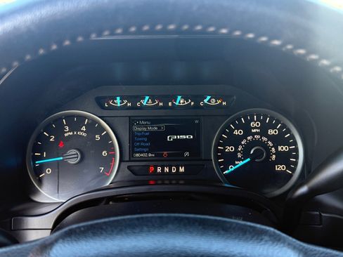 Used 2018 Ford F150 XLT w/ Equipment Group 301A Mid AWD/4WD image 16