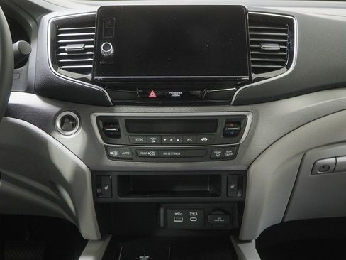 New 2026 Honda Ridgeline RTL image 25