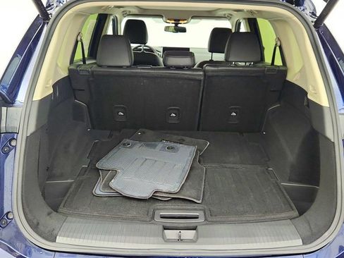 Used 2025 Nissan Rogue Platinum w/ Platinum Premium Package image 22