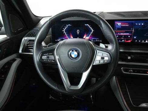 Certified 2024 BMW X5 xDrive50e w/ Premium Package image 18