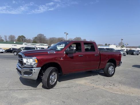 Used 2024 RAM 2500 Tradesman w/ Chrome Appearance Group image 2
