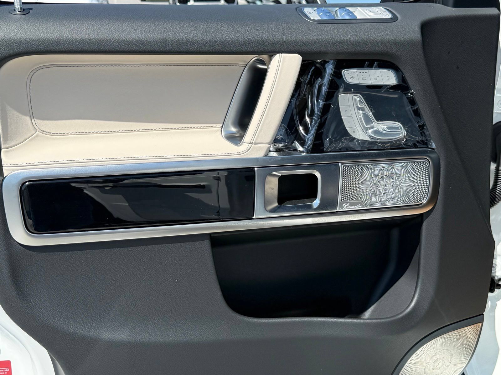 New 2027 Mercedes-Benz G 580 e image 14