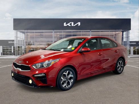 Used 2019 Kia Forte LXS image 4