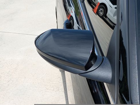 Certified 2025 Hyundai Elantra SEL FWD image 8