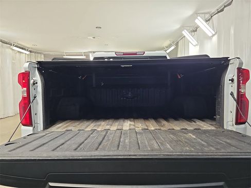 Certified 2019 Chevrolet Silverado 1500 LT Trail Boss image 15