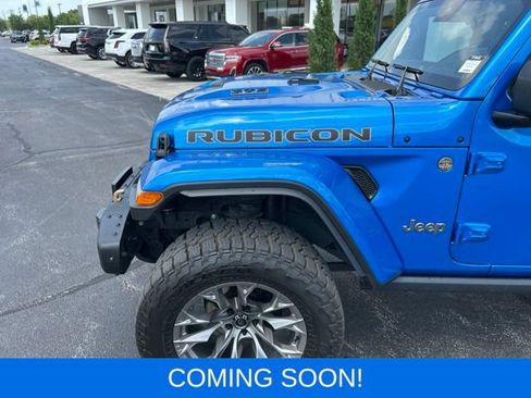 Used 2022 Jeep Wrangler Unlimited Rubicon w/ Xtreme Recon 35" Tire Package AWD/4WD image 16