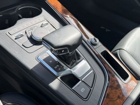 Used 2019 Audi A4 2.0T Premium w/ Convenience Package image 11