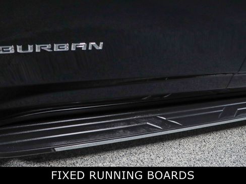 Used 2023 Chevrolet Suburban LT image 12