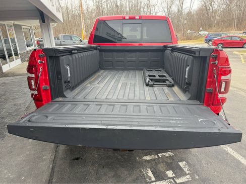 Used 2022 RAM 3500 Laramie image 9