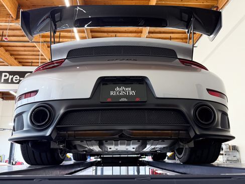 Used 2018 Porsche 911 GT2 RS RWD image 99