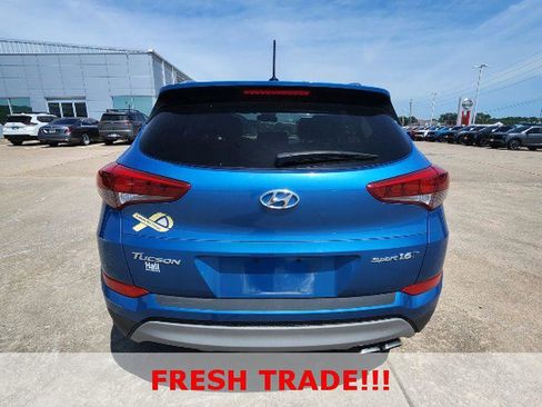 Used 2017 Hyundai Tucson Sport FWD image 5