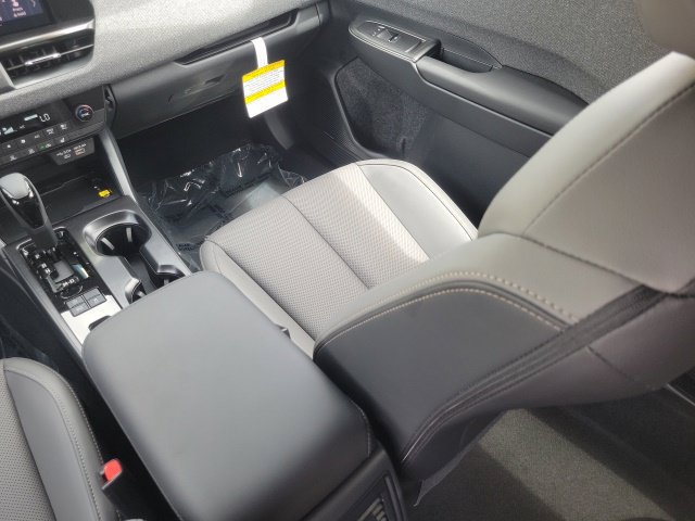 New 2026 Subaru Outback Limited AWD/4WD image 12