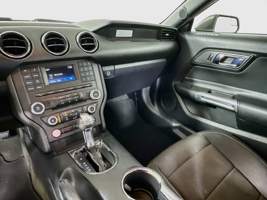 Used 2016 Ford Mustang Coupe RWD image 19