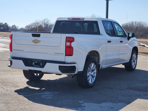 Used 2022 Chevrolet Silverado 1500 Custom image 7
