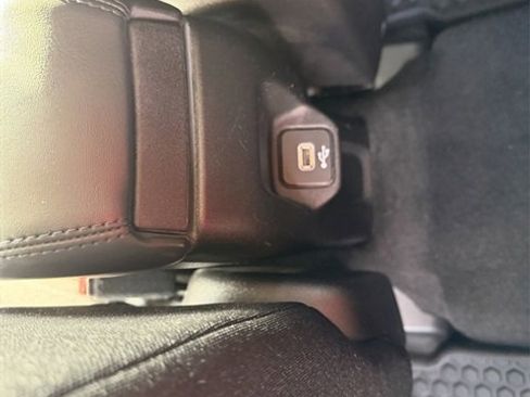 Used 2020 Jeep Renegade Altitude image 27