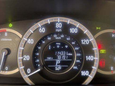 Used 2017 Honda Accord LX image 11