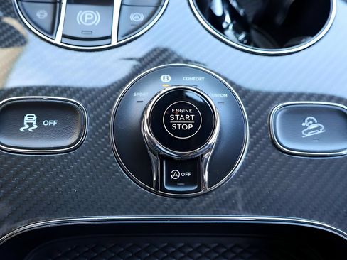 New 2026 Bentley Bentayga Speed AWD/4WD image 31