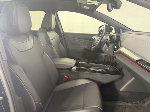 Used 2023 Volkswagen ID.4 Pro S AWD/4WD image 10