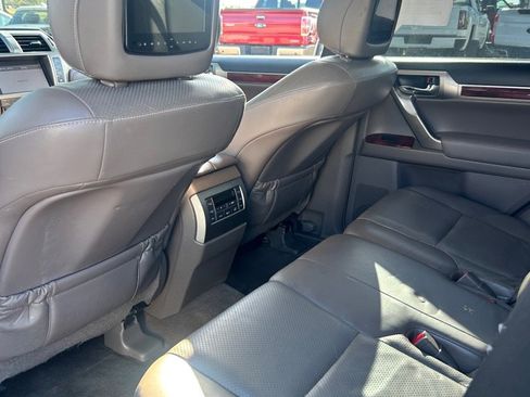 Used 2013 Lexus GX 460 image 11