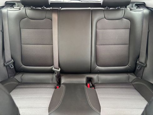 Used 2025 Chevrolet Trax LT w/ LT Convenience Package image 34