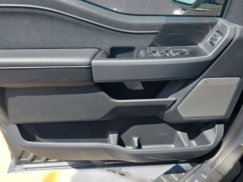 New 2025 Ford F150 Lariat w/ Equipment Group 501A Mid image 11