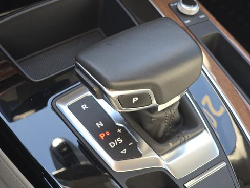 Certified 2022 Audi Q5 2.0T Premium Plus image 25