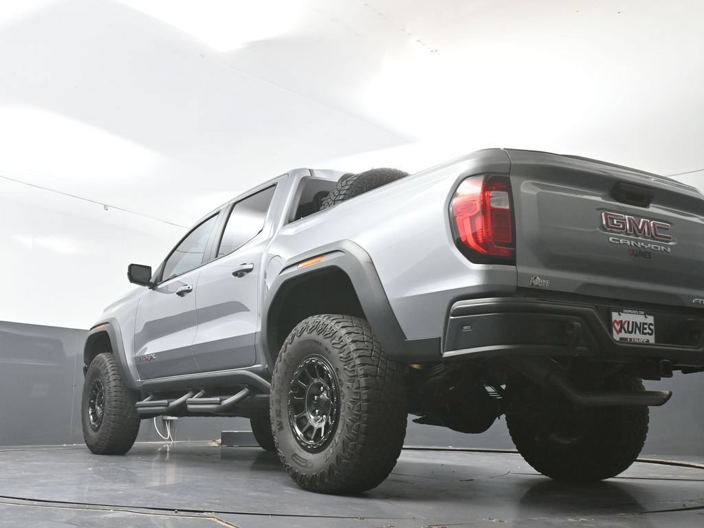 Used 2024 GMC Canyon AT4X w/ AT4X AEV Edition AWD/4WD image 59