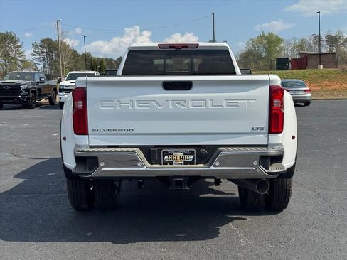 New 2026 Chevrolet Silverado 3500 LTZ w/ LTZ Plus Package AWD/4WD image 4