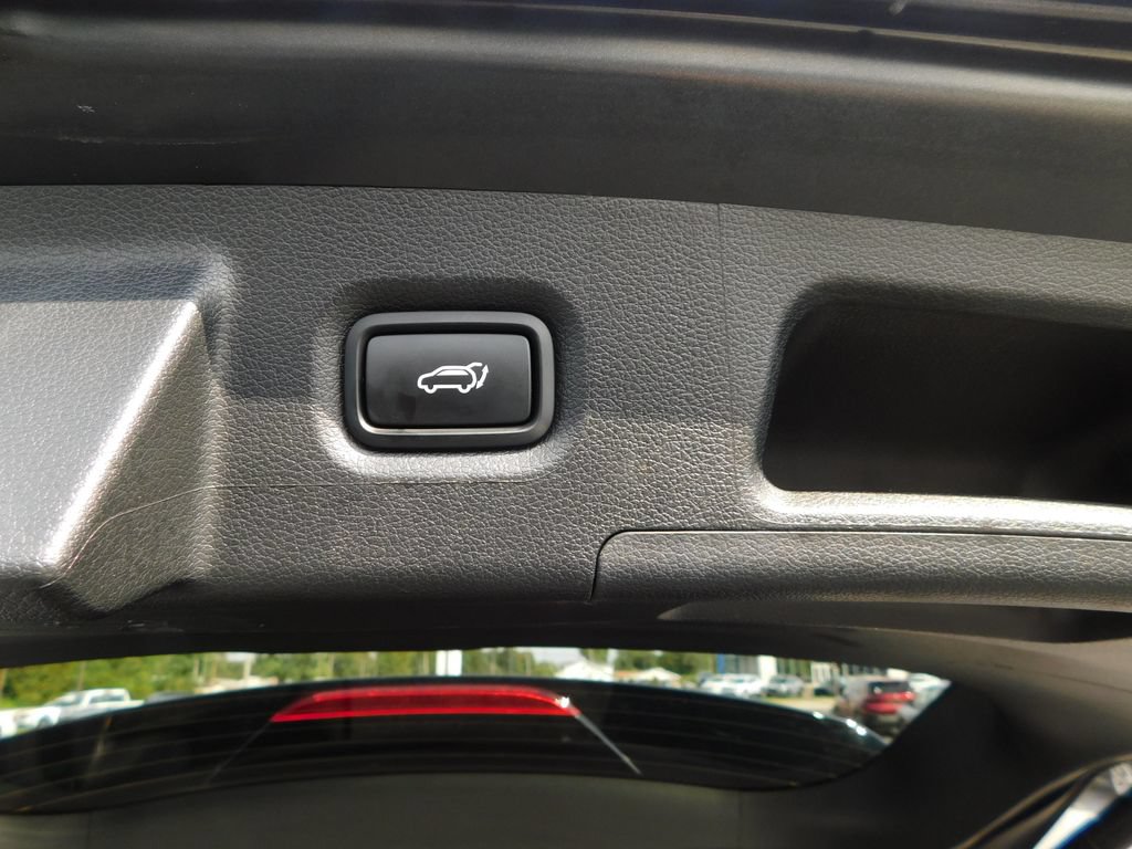 Used 2023 Hyundai Santa Fe XRT FWD image 23