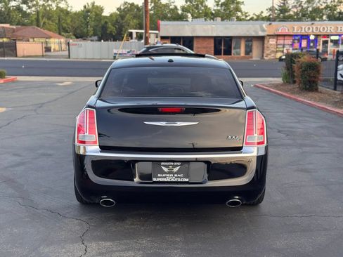 Used 2011 Chrysler 300 C w/ Sound Group RWD image 5